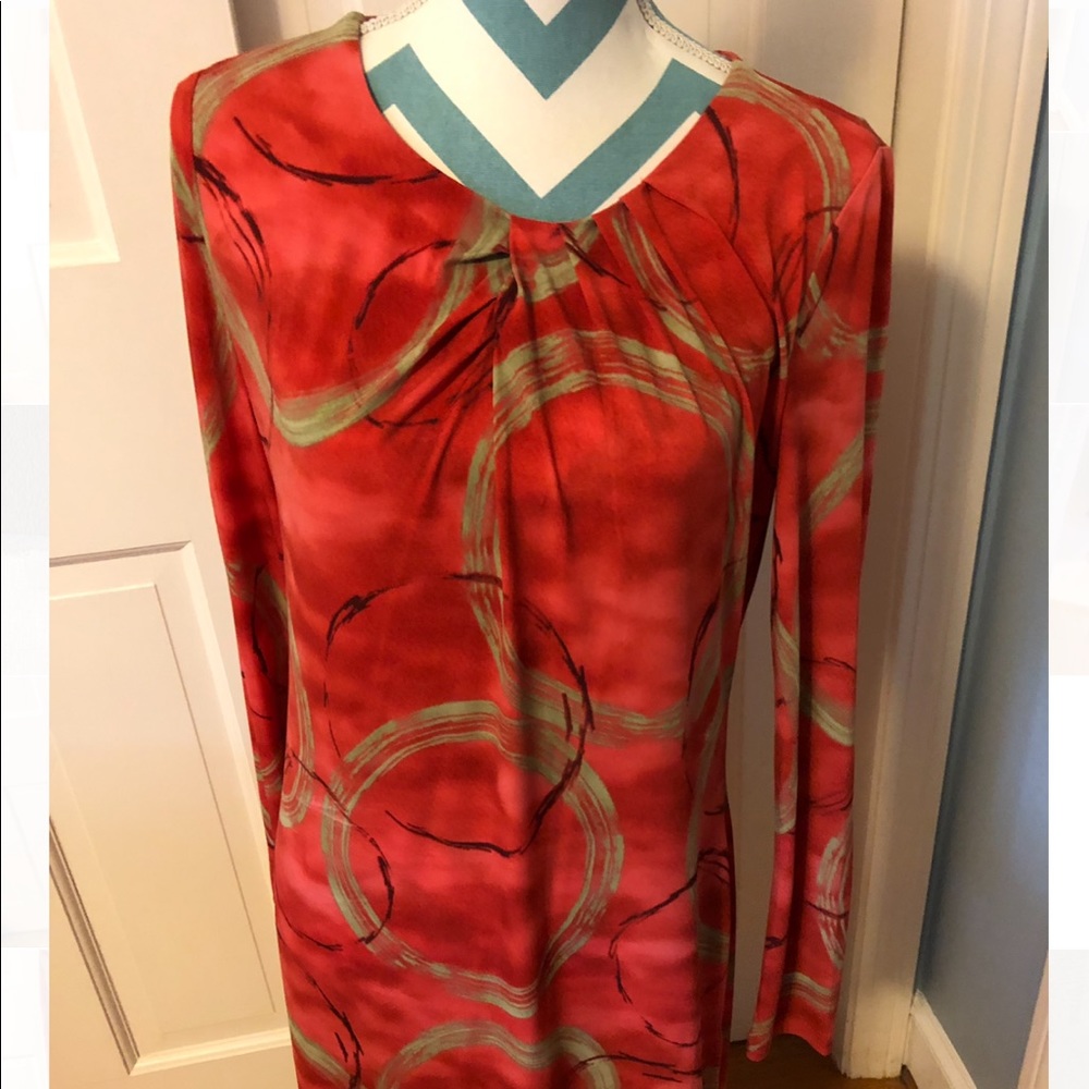 Vera wang Women’s red dress.